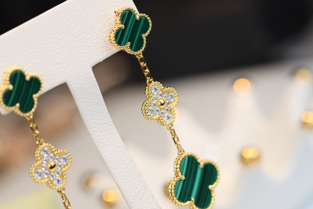 ¡®Loco¡¯CLOVER EARRINGS GOLD MALACHITE DIAMOND 3 MOTIF