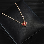 ¡®Loco¡¯STAR NECKLACE PINK GOLD 1 DIAMOND