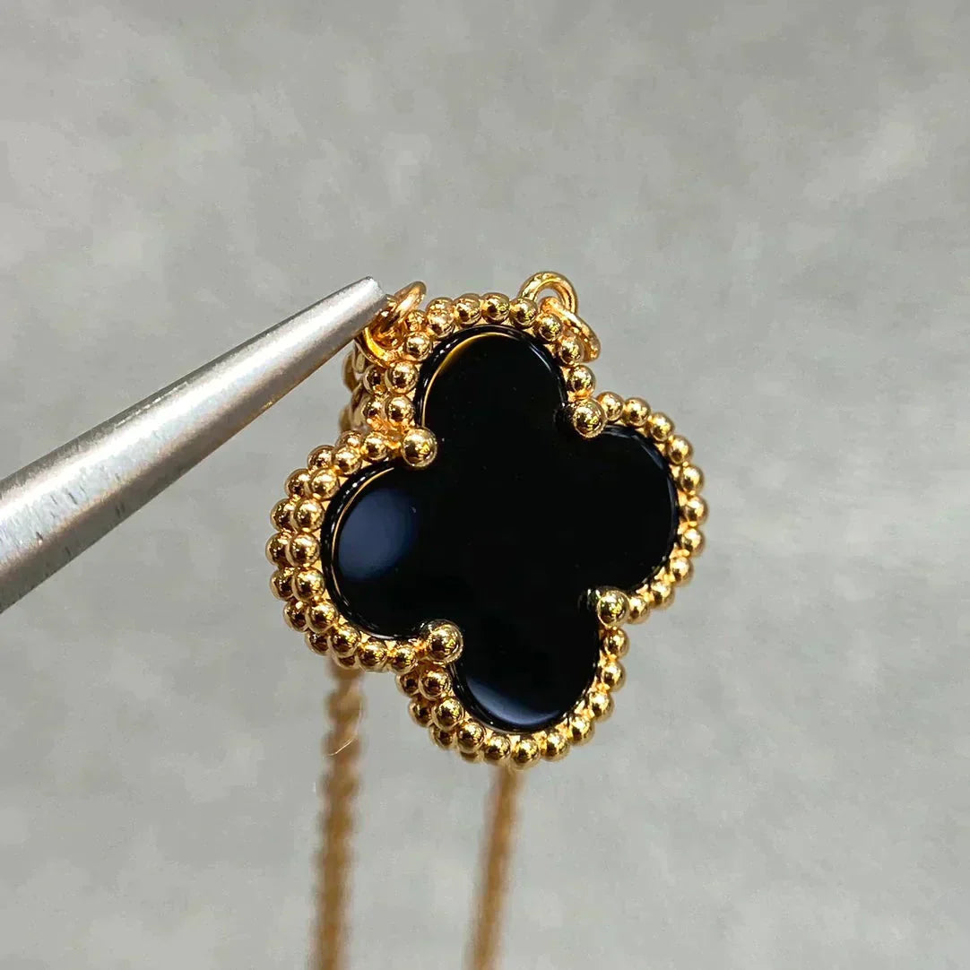 ¡®Loco¡¯CLOVER 15MM BLACK ONYX SINGLE FLOWER NECKLACE
