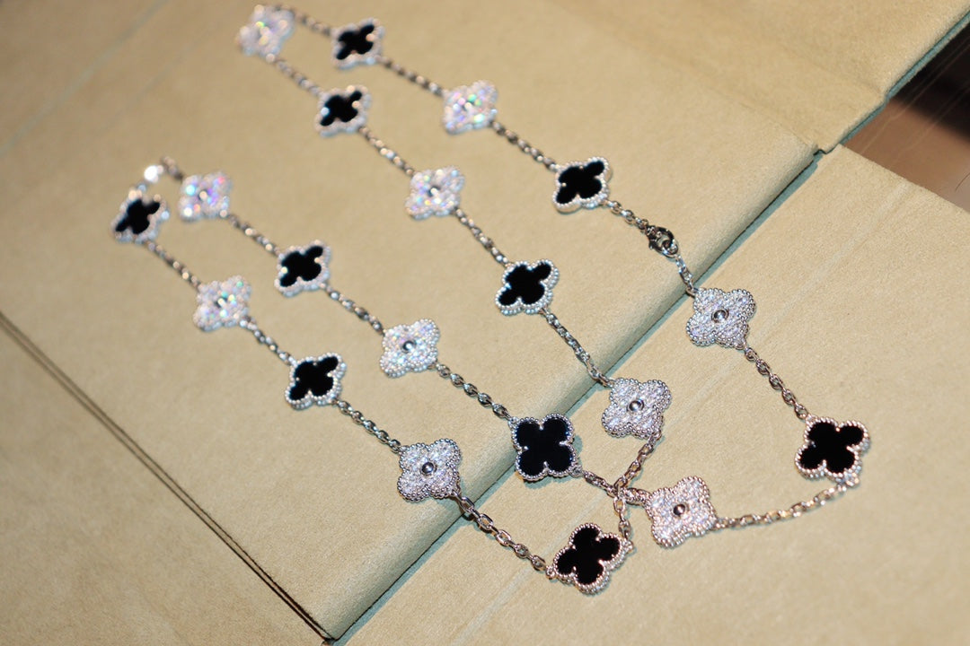 ¡®Loco¡¯CLOVER 20 MOTIFS ONYX DIAMOND SILVER