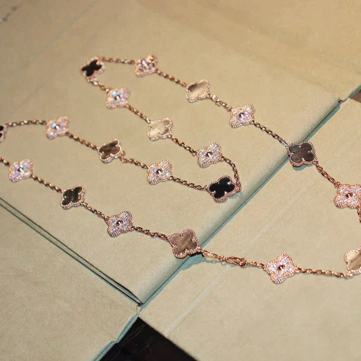 ¡®Loco¡¯CLOVER 20 MOTIFS DARK MOP DIAMOND  NECKLACE