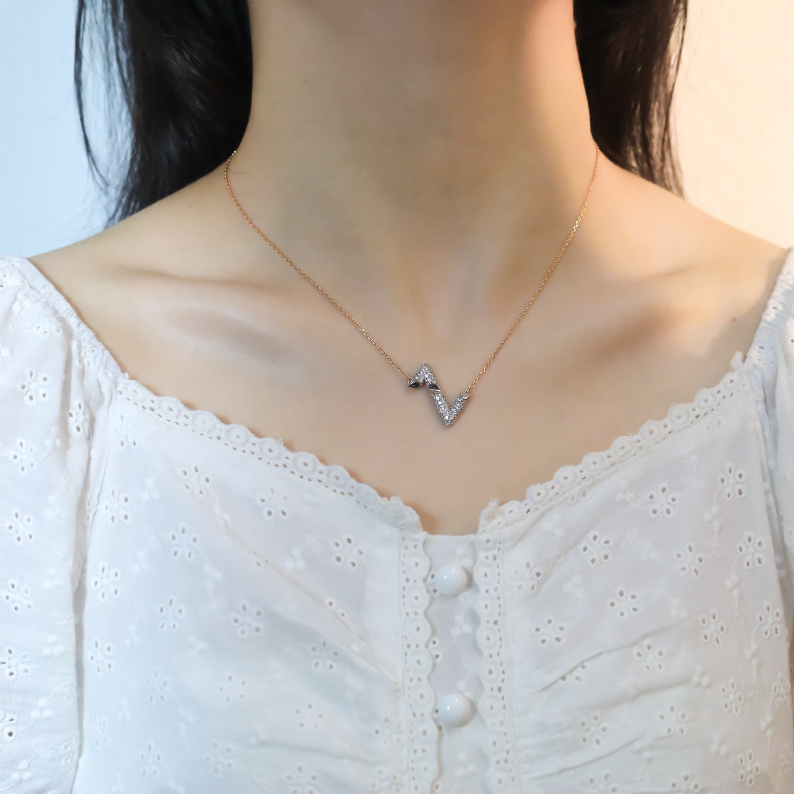 ¡®Loco¡¯VOLT SILVER DIAMOND PEDANT NECKLACE