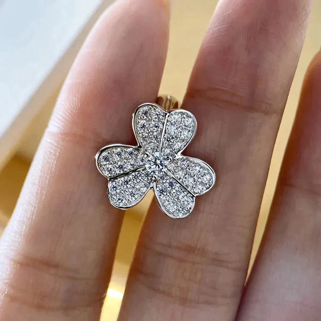 ¡®Loco¡¯CLOVER COMOS DIAMOND EARRINGS SILVER