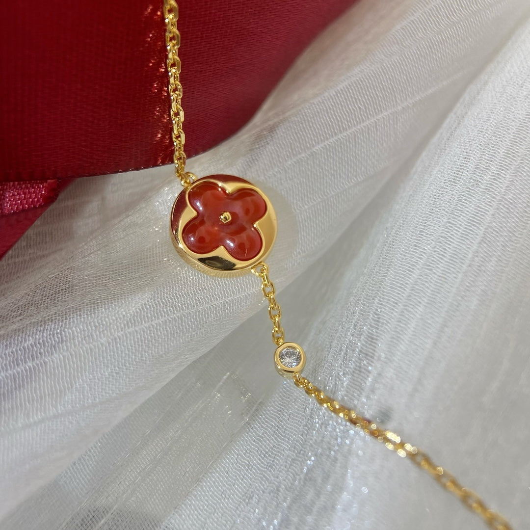 ¡®Loco¡¯SUN PEDANT CARNELIAN BRACELET