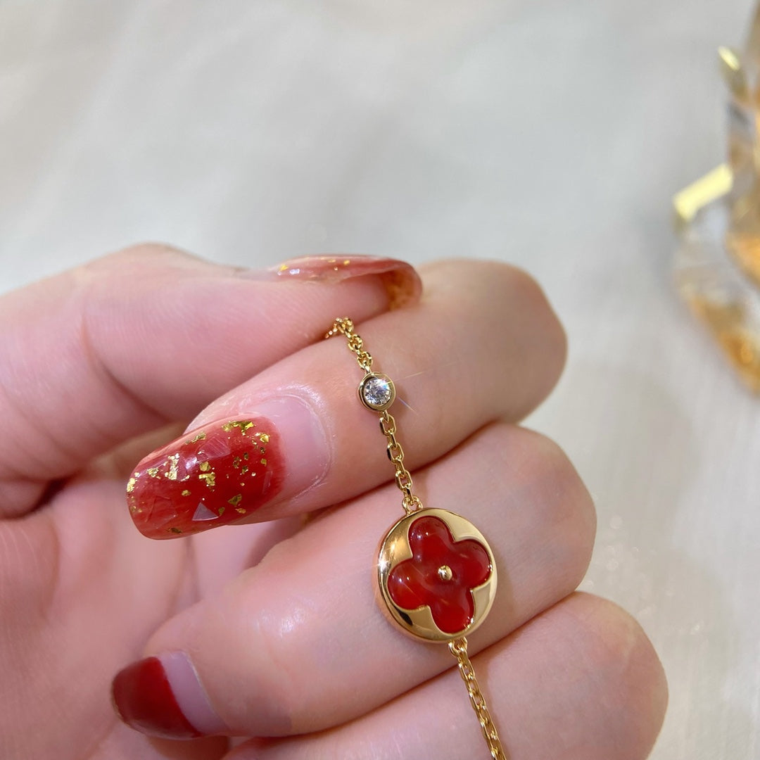 ¡®Loco¡¯SUN PEDANT CARNELIAN BRACELET