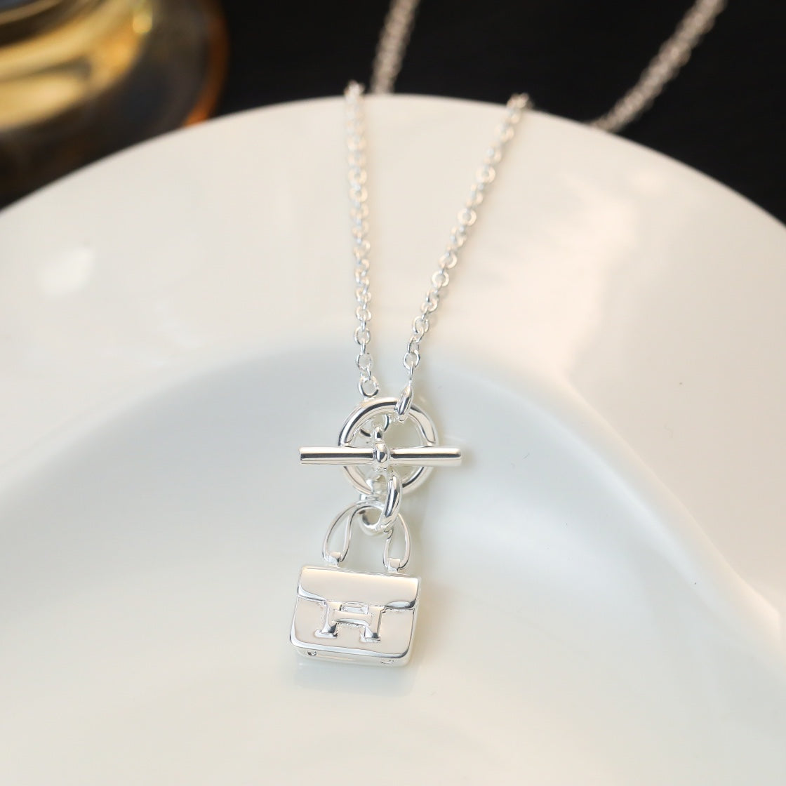¡®Loco¡¯POP H PEDANT SILVER NECKLACE