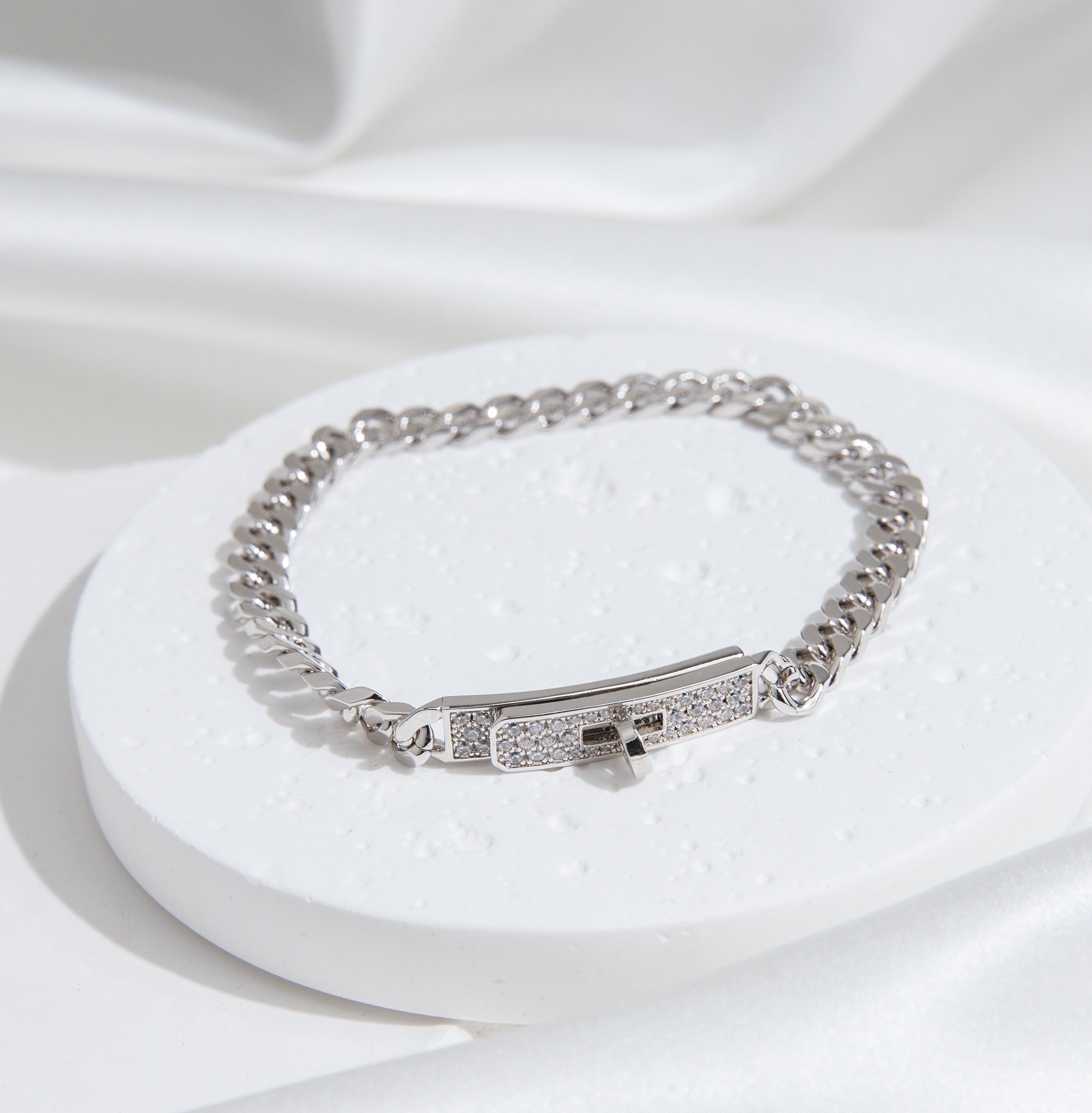¡®Loco¡¯KELLY CHAIN SILVER DIAMOND BRACELET