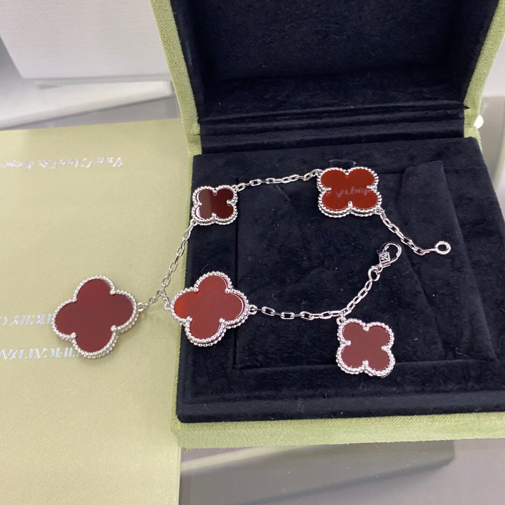 ¡®Loco¡¯CLOVER 5 MOTIFS SIVLER CARNELIAN BRACELET