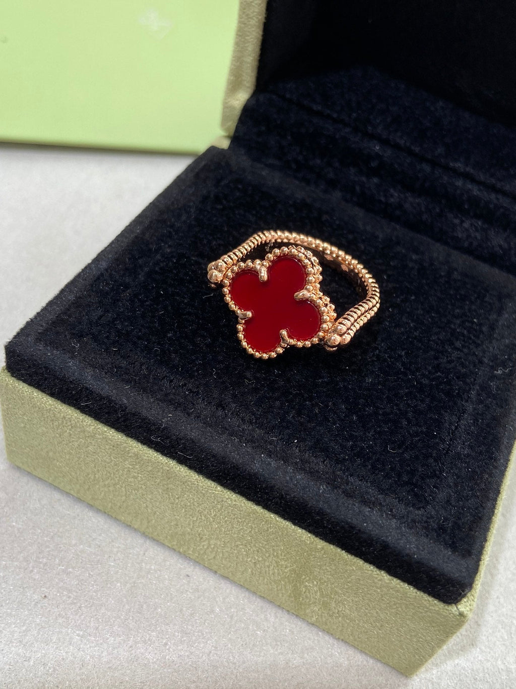 ¡®Loco¡¯CLOVER RIVERSIBLE ROSE GOLD RING