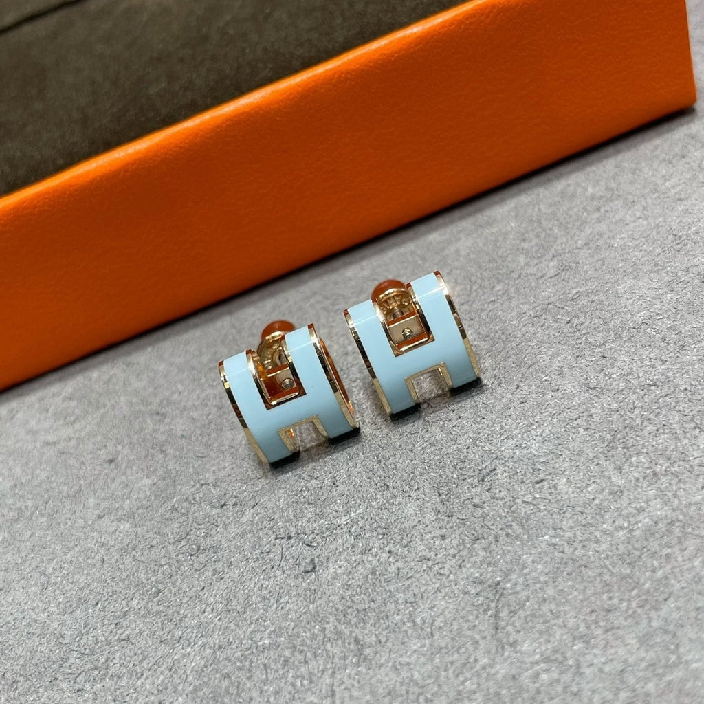 ¡®Loco¡¯POP H SKY BLUE STUD EARRINGS