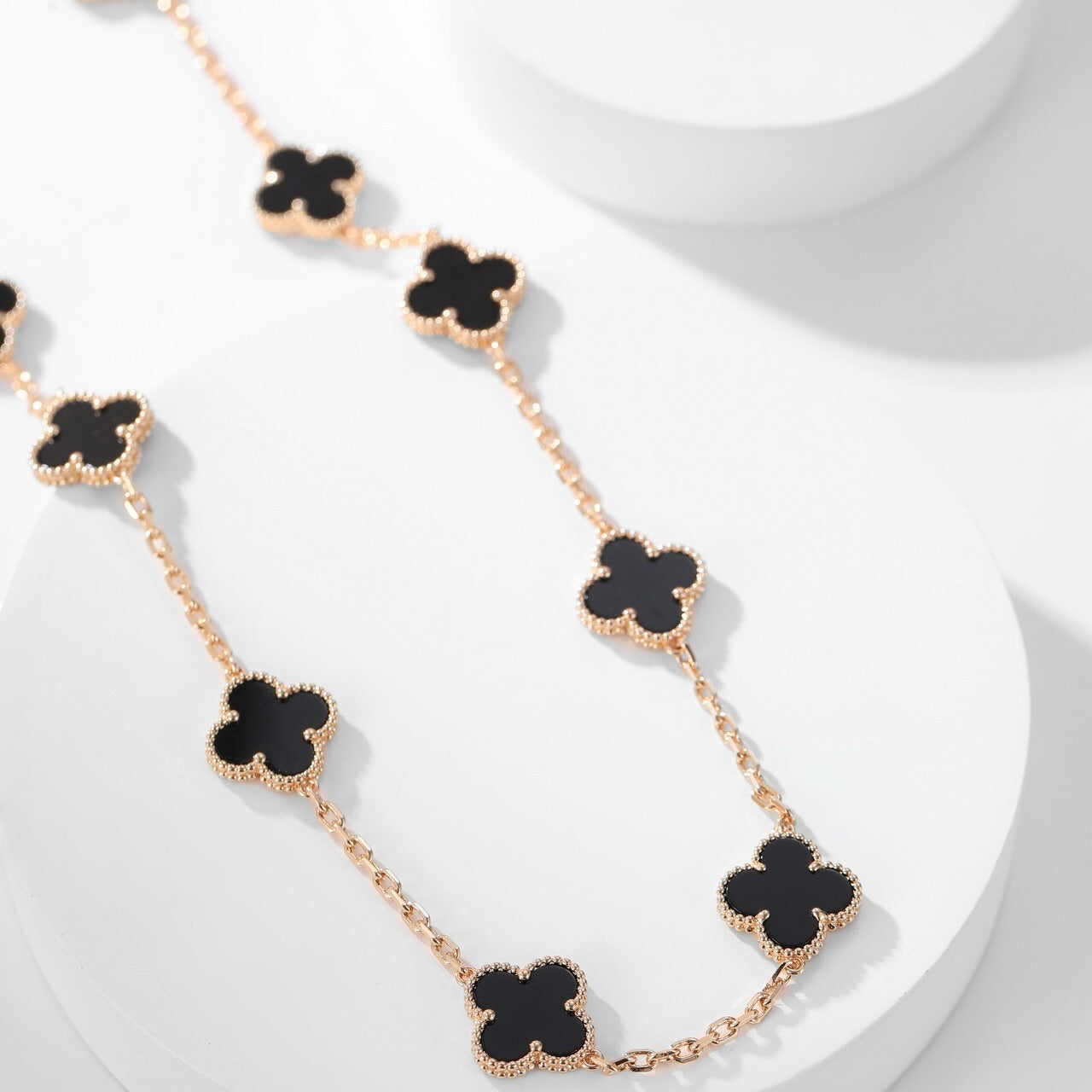 ¡®Loco¡¯CLOVER 10 MOTIFS ONYX NECKLACE