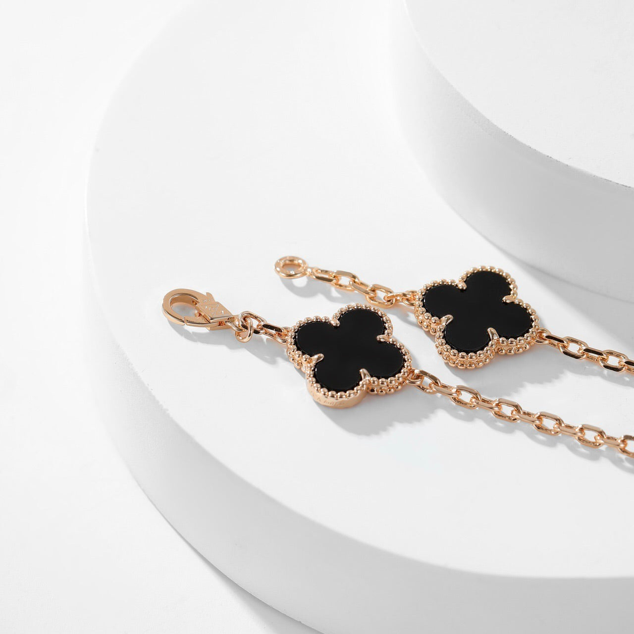 ¡®Loco¡¯CLOVER 10 MOTIFS ONYX NECKLACE
