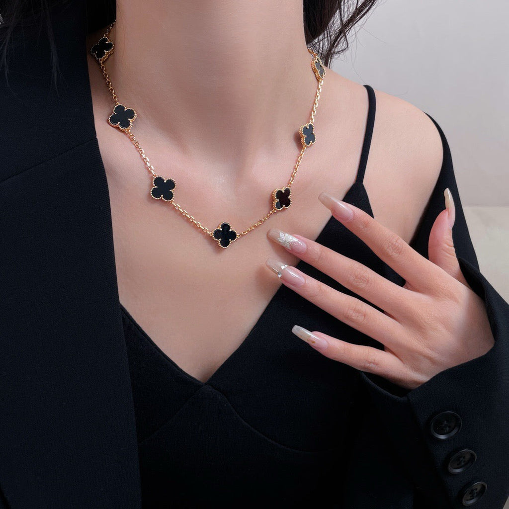 ¡®Loco¡¯CLOVER 10 MOTIFS ONYX NECKLACE
