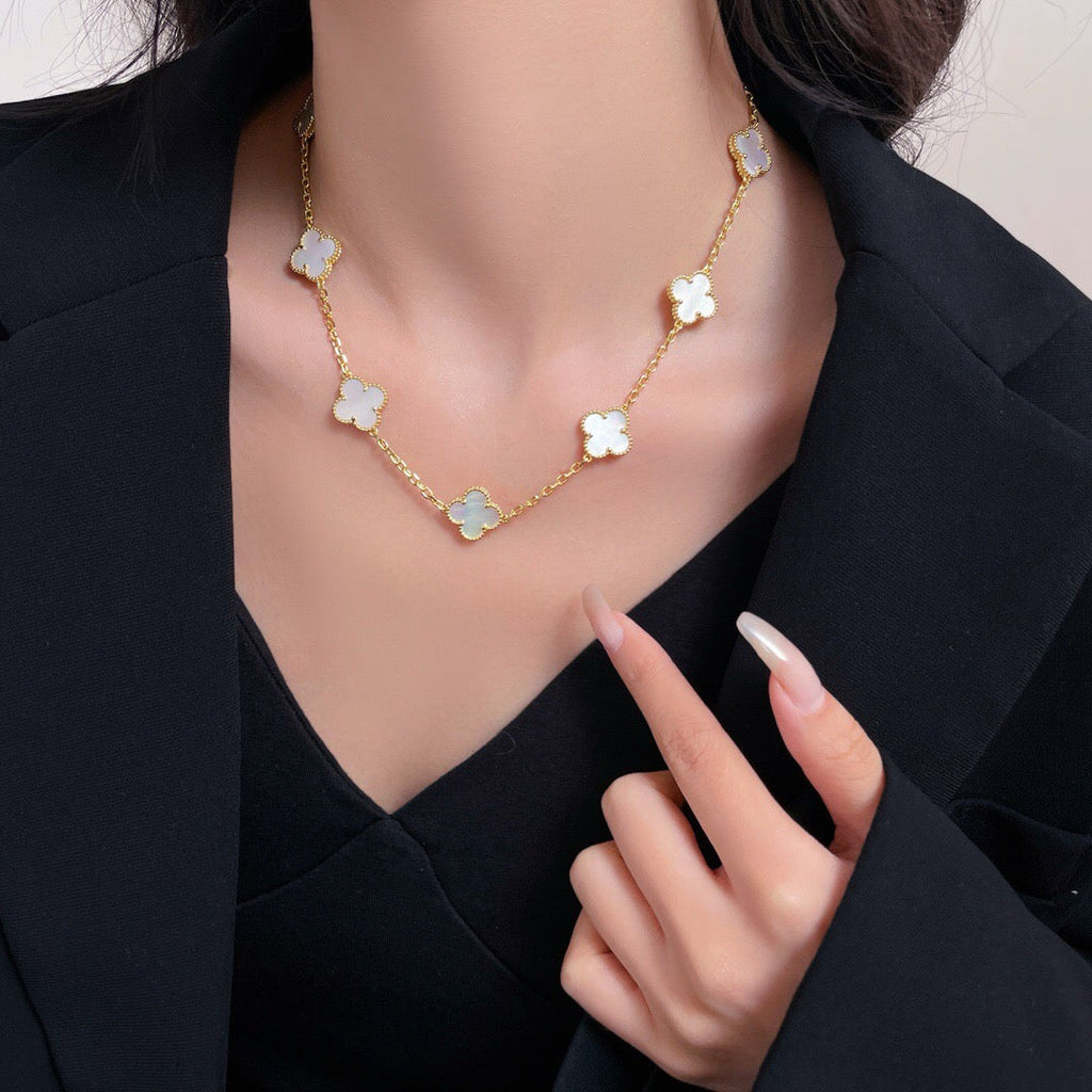 ¡®Loco¡¯CLOVER 10 MOTIFS WHITE MOTHER OF PEARL NECKLACE