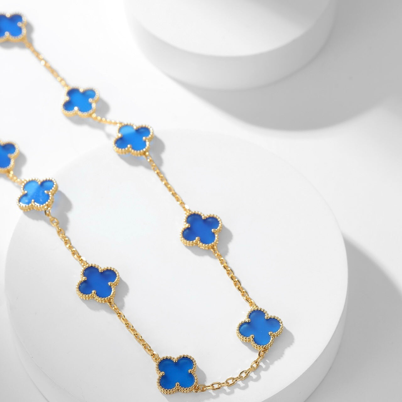 ¡®Loco¡¯CLOVER 10 MOTIFS BLUE AGATE NECKLACE