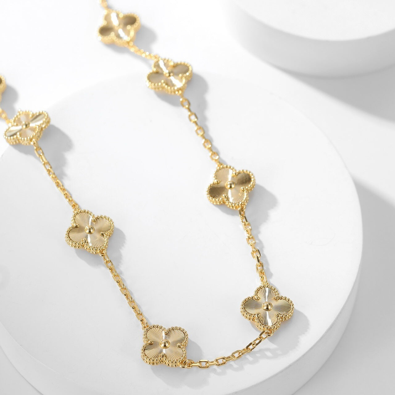 ¡®Loco¡¯CLOVER 10 MOTIFS LASER NECKLACE