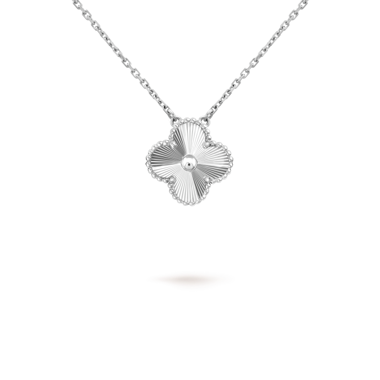 ¡®Loco¡¯CLOVER 15MM LASER NECKLACE SILVER