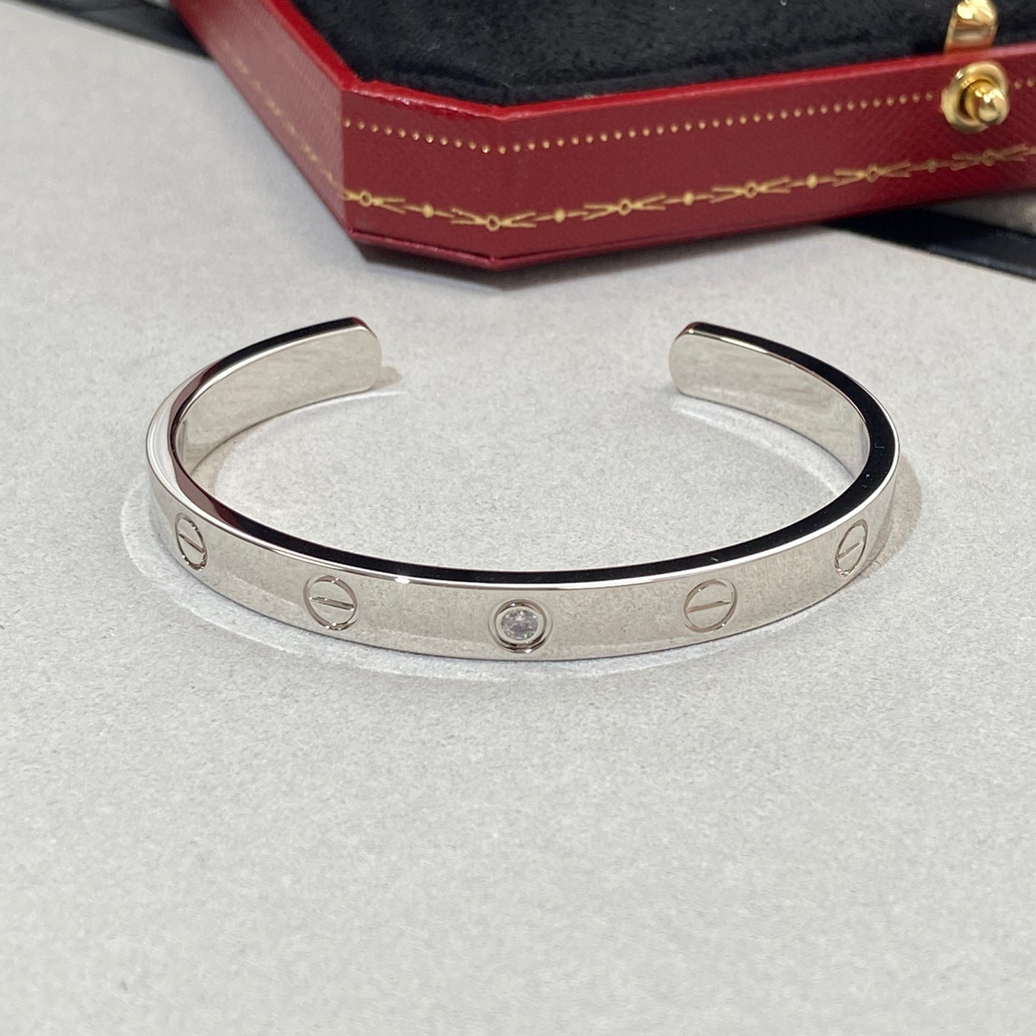¡®Loco¡¯LOVE BRACELET 6.1MM 1 DIAMOND OPEN CUFF