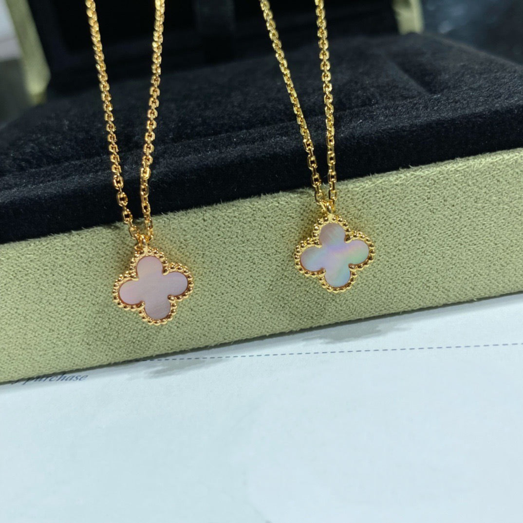 ¡®Loco¡¯CLOVER 15MM PINK MOTHER-OF-PEARL SINGLE FLOWER NECKLACE