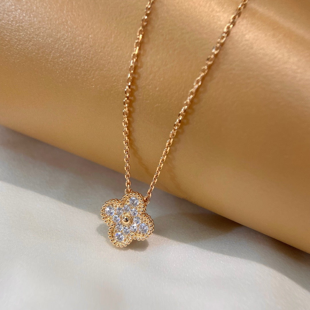 ¡®Loco¡¯CLOVER 15MM DIAMOND SINGLE FLOWER NECKLACE