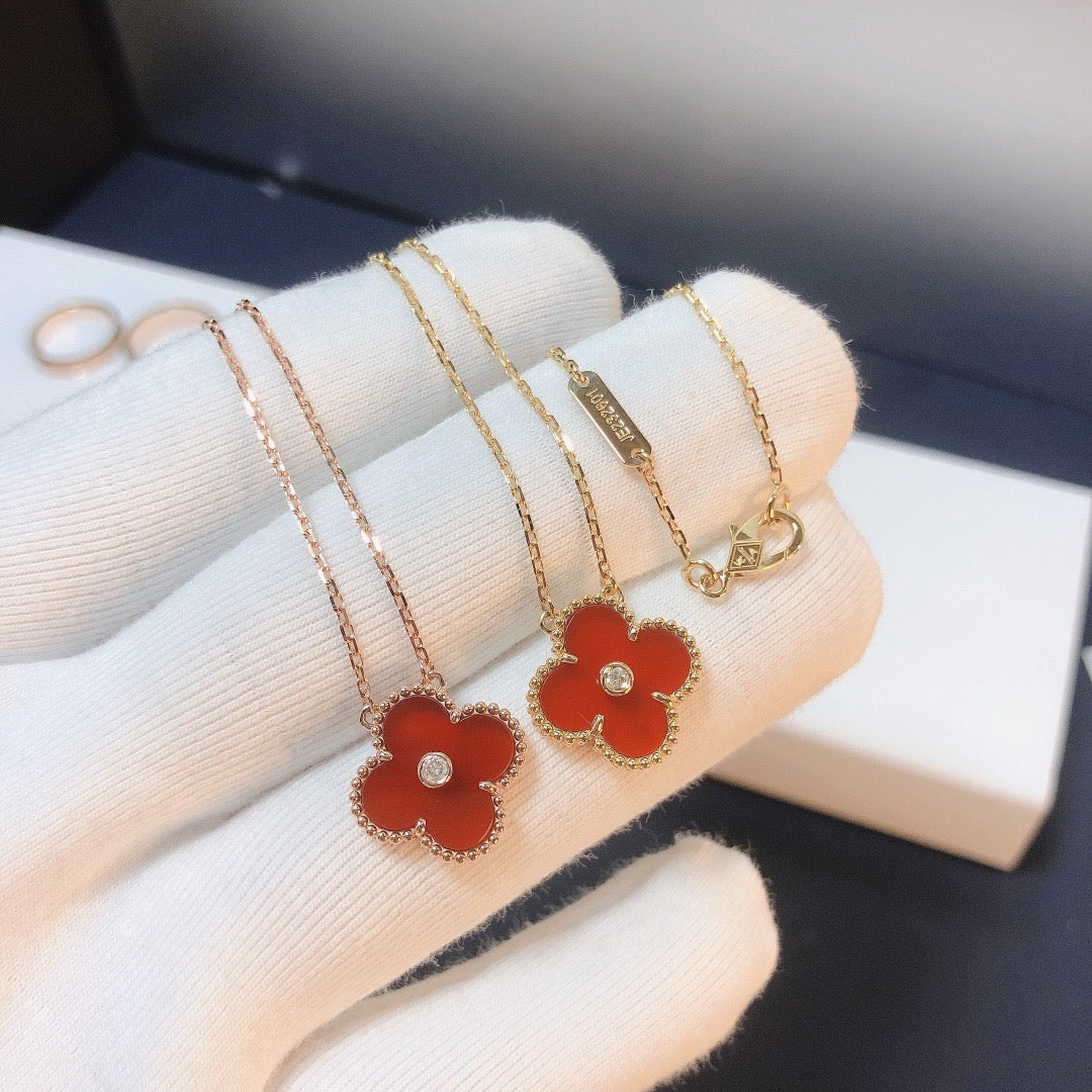 ¡®Loco¡¯CLOVER 15MM DIAMOND CARNELIAN NECKLACE