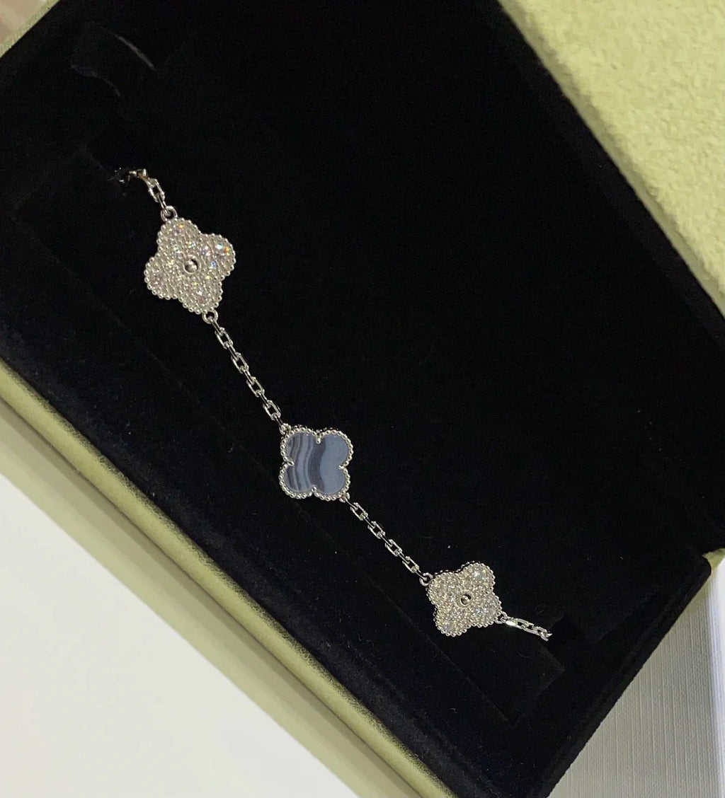 [Loco]New  CLOVER 5 MOTIF PURPLE CHALCEDONY BRACELET COLLECTION