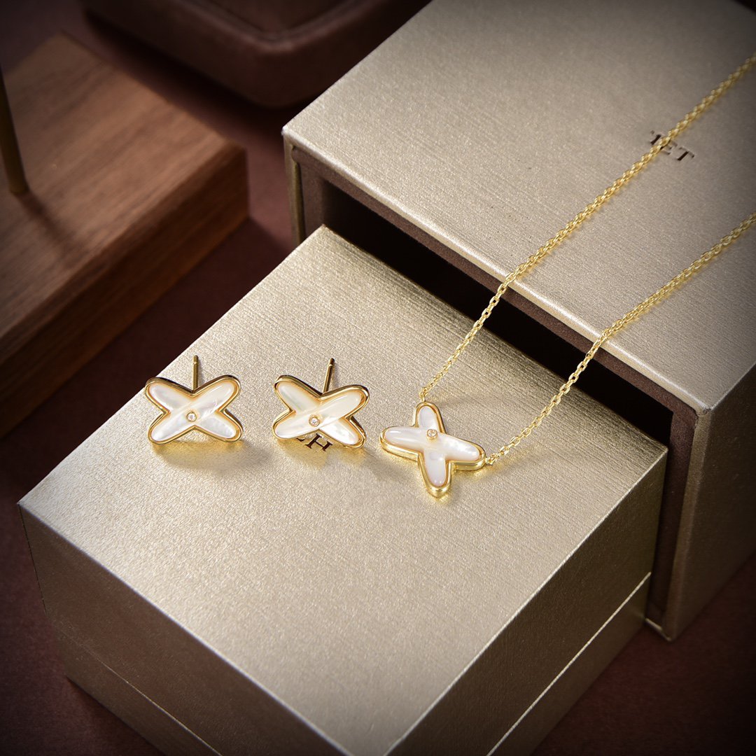 ¡®Loco¡¯JEUX DE WHITE MOP GOLD DIAMOND EARRINGS