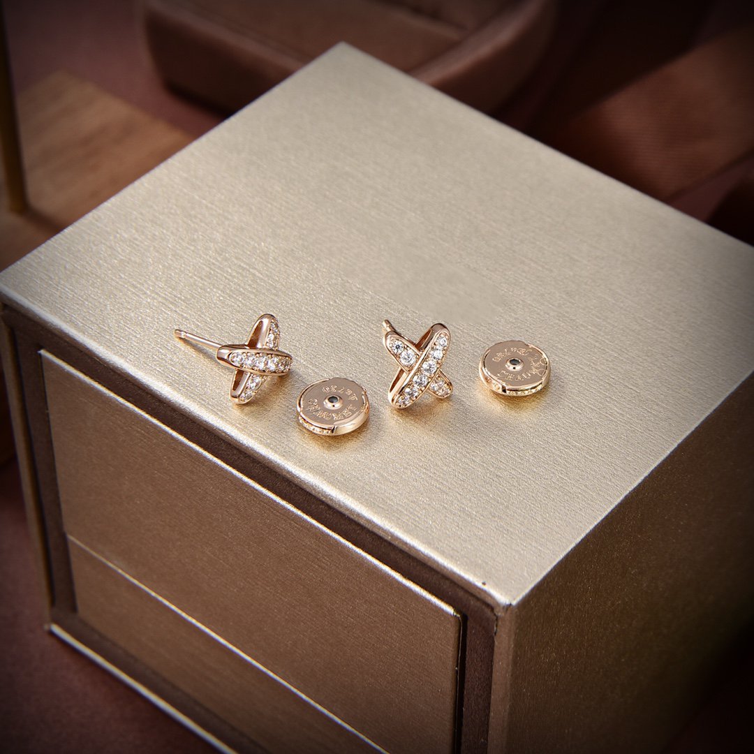 ¡®Loco¡¯JEUX DE GOLD DIAMOND EARRINGS