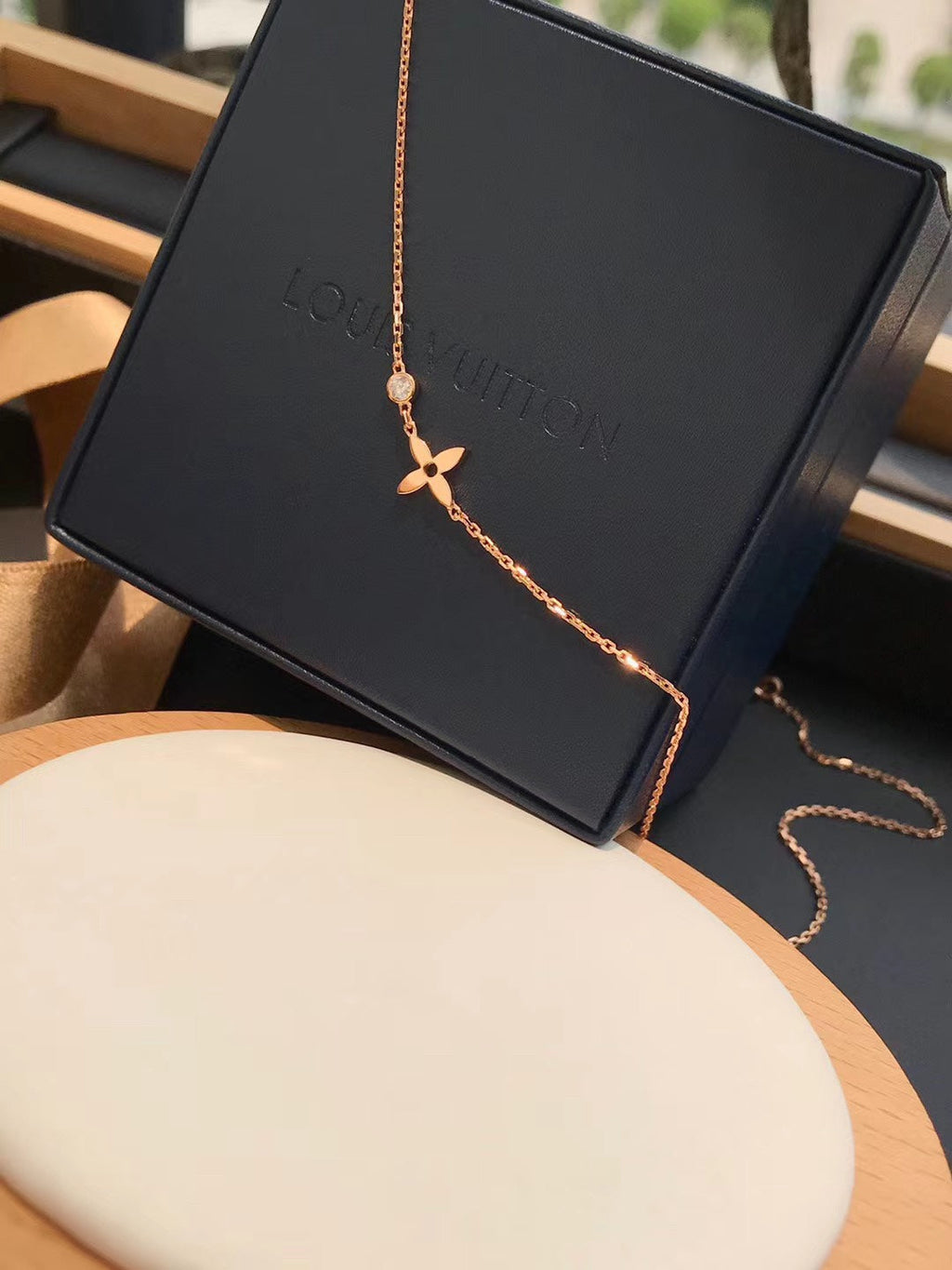 ¡®Loco¡¯BLOSSOM PENDANT PINK GOLD AND DIAMOND