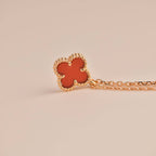 ¡®Loco¡¯CLOVER MINI 9.5MM WHITE CARNELIANS NECKLACE