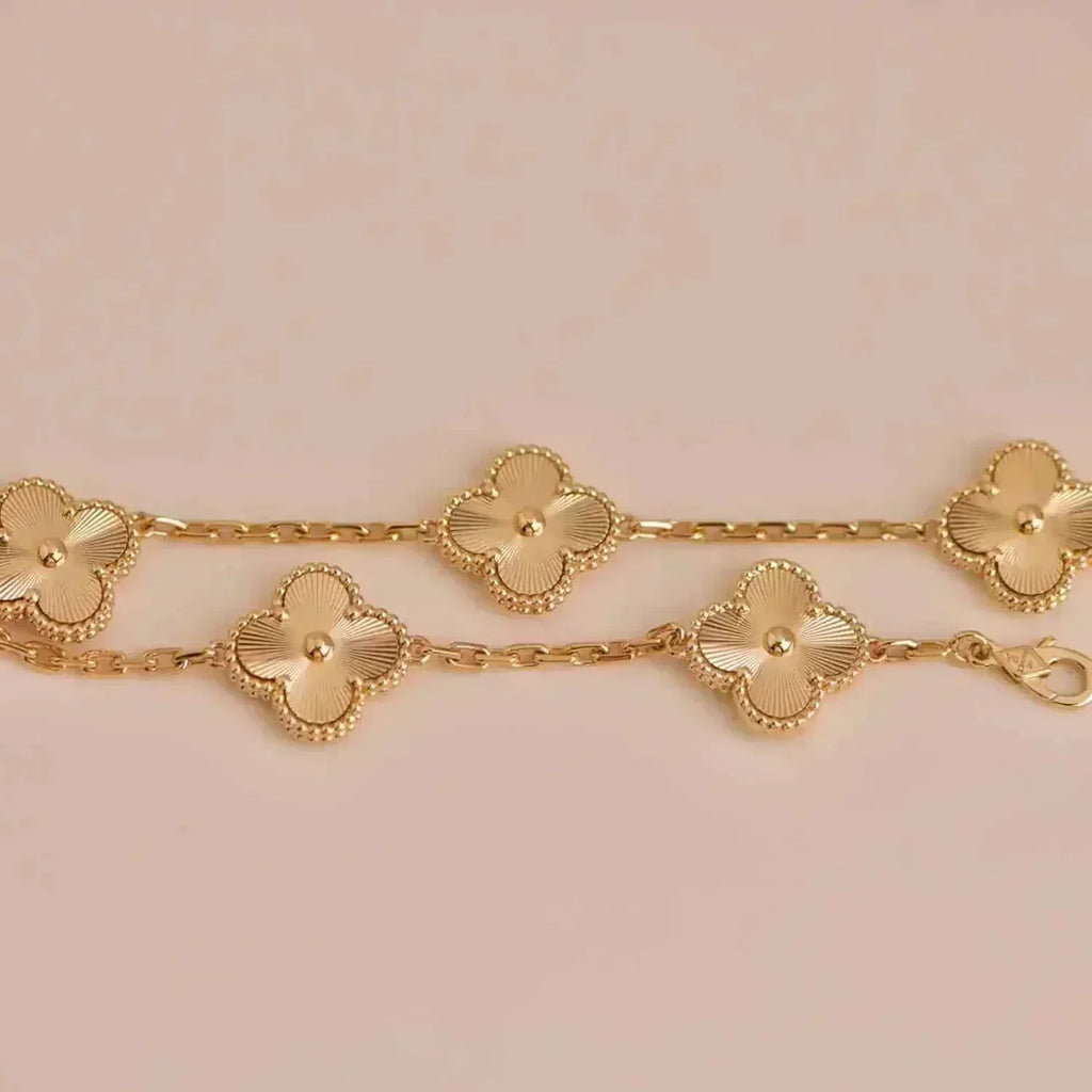[Loco]New  CLOVER 5 MOTIF LASER BRACELET COLLECTION
