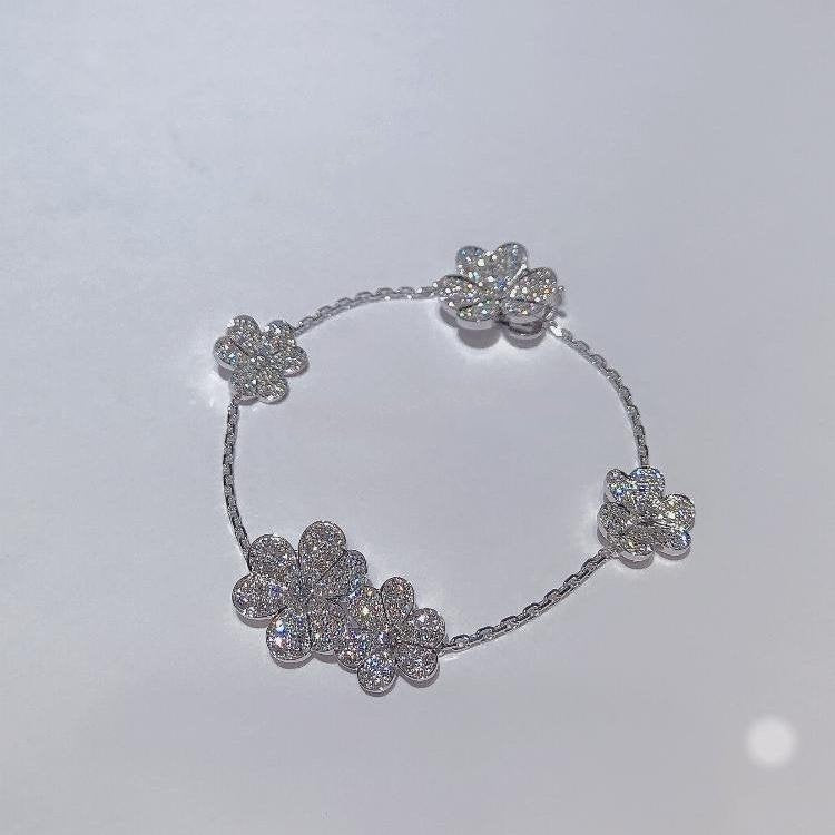 ¡®Loco¡¯FRIVOLE SILVER 5 FLOWERS BRACELET