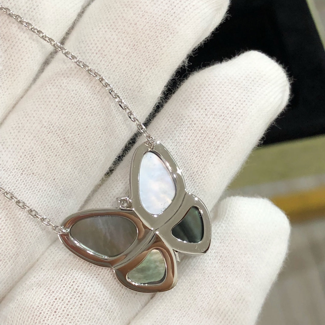 ¡®Loco¡¯LARGE BUTTERFLY SILVER PENDANT DIAMOND NECKLACE