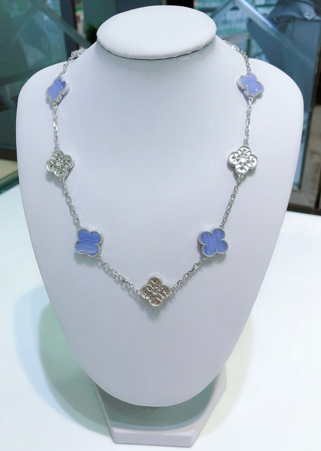 ¡®Loco¡¯CLOVER 10 MOTIFS CHALCEDONY DIAMONDS SILVER NECKLACE