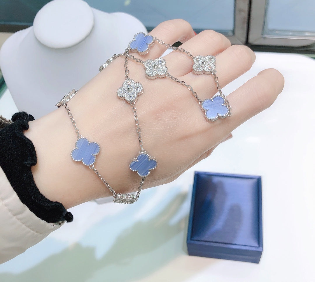 ¡®Loco¡¯CLOVER 10 MOTIFS CHALCEDONY DIAMONDS SILVER NECKLACE